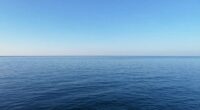 maintain clear horizon lines