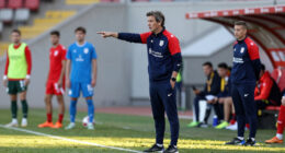 Who is going to qualify for the World Cup knockout rounds?