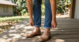 13 Best Flat Shoes For Bootcut Jeans In 2026